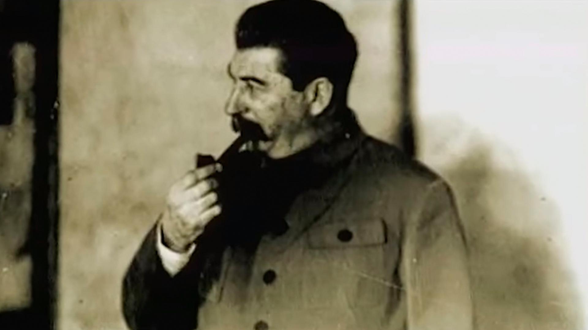 Лётчик для Молотова. Один шанс из тысячи (letchik-dlja-molotova-odin-shans-iz-tysjachi) Документальный фильм