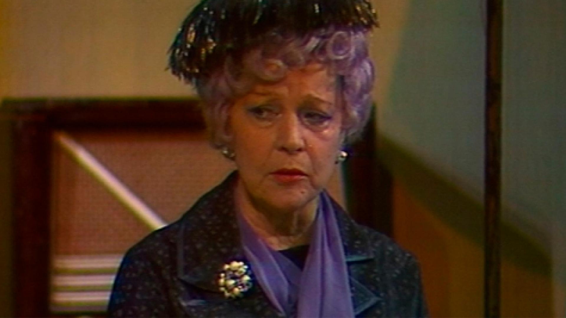 Странная миссис Сэвидж (strannaja-missis-sevidzh) Спектакль