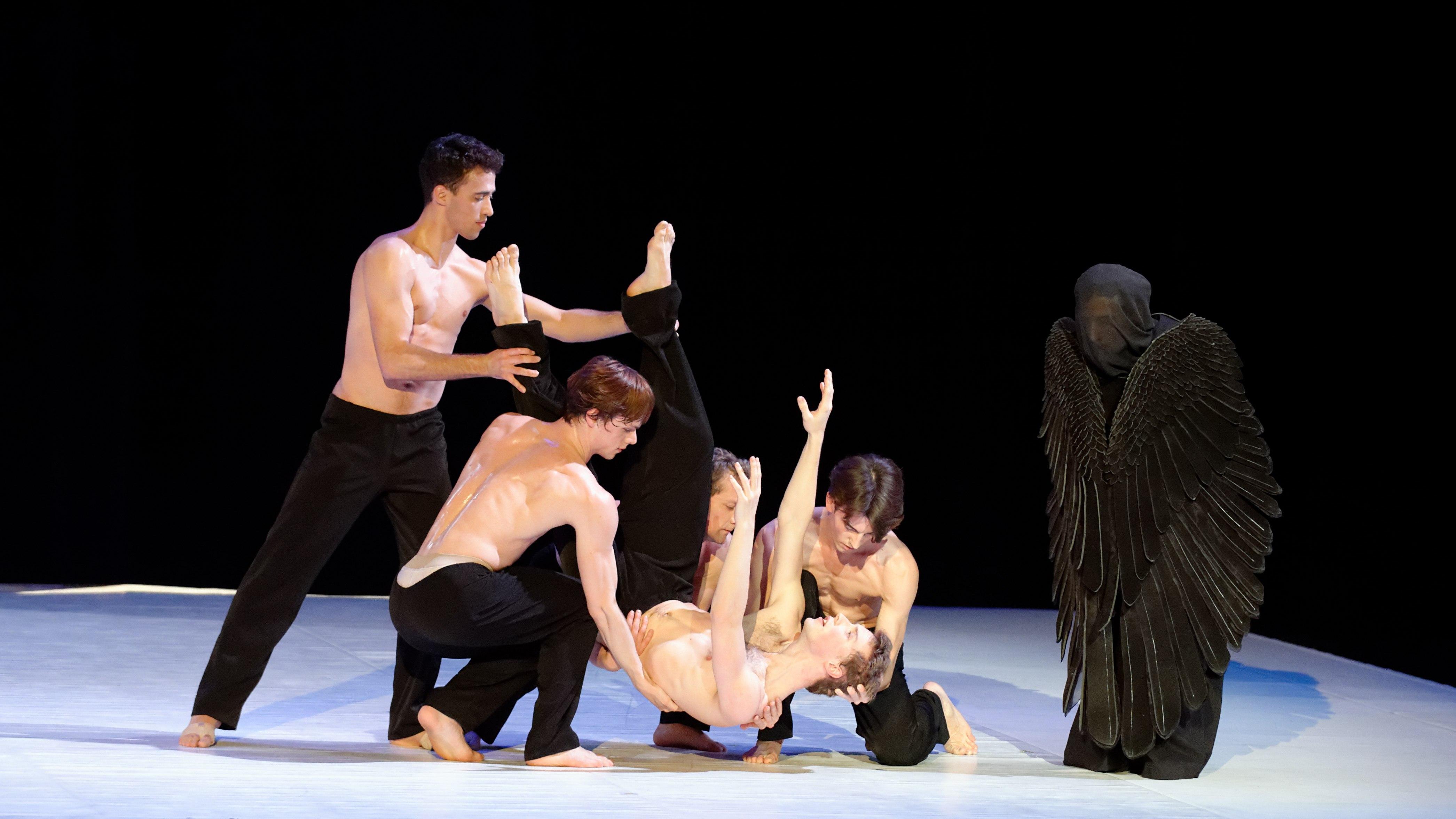 «Пневма». Хореография: Каролин Карлсон (pnevma-horeografija-karolin-karlson) Балет