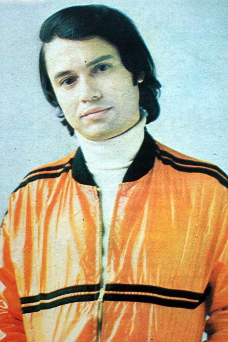 Поёт Аскер Махмудов (poet-asker-mahmudov) Музыка