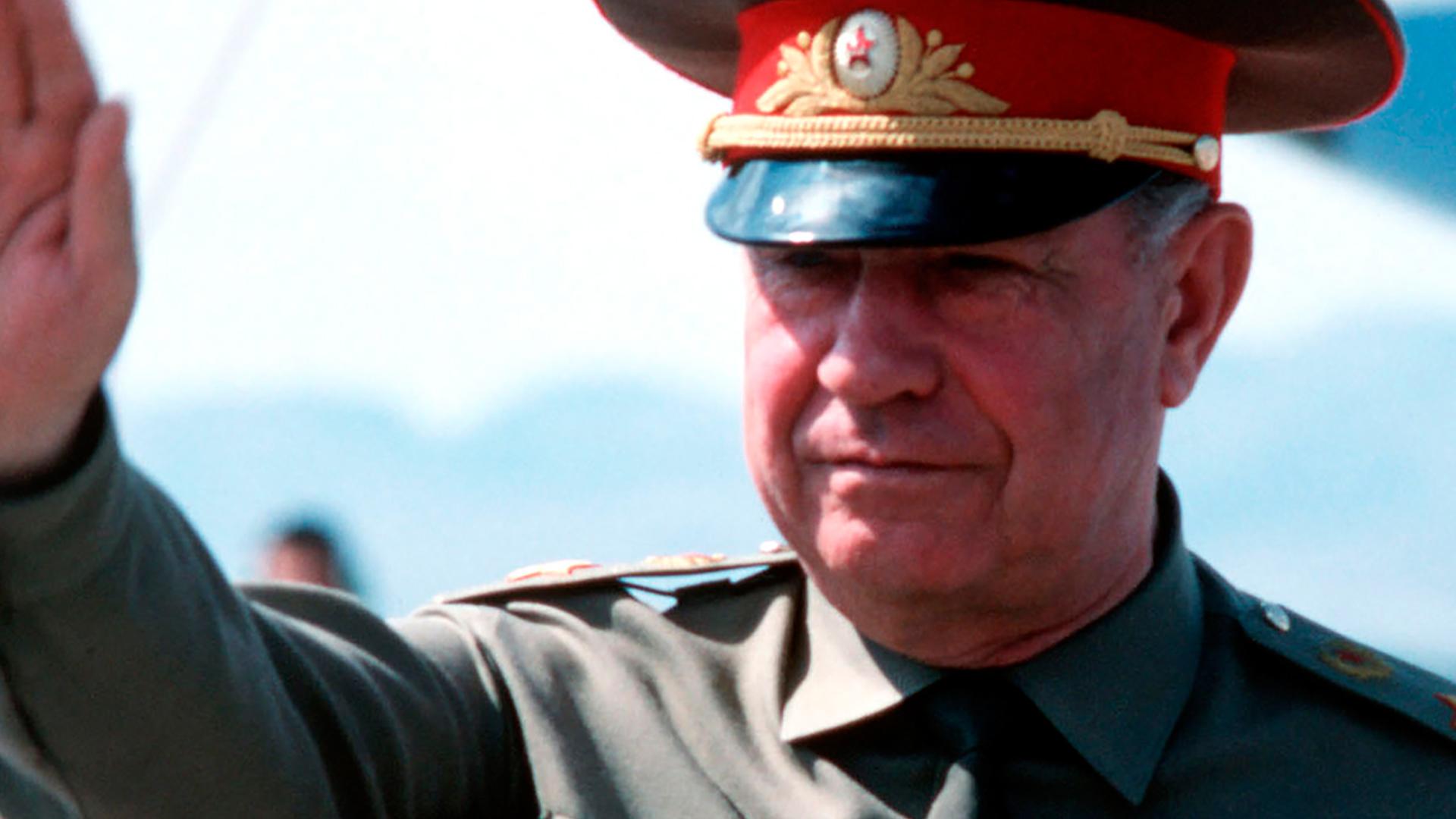 Маршал Язов. По своим не стреляю (marshal-jazov-po-svoim-ne-streljaju) Документальный фильм