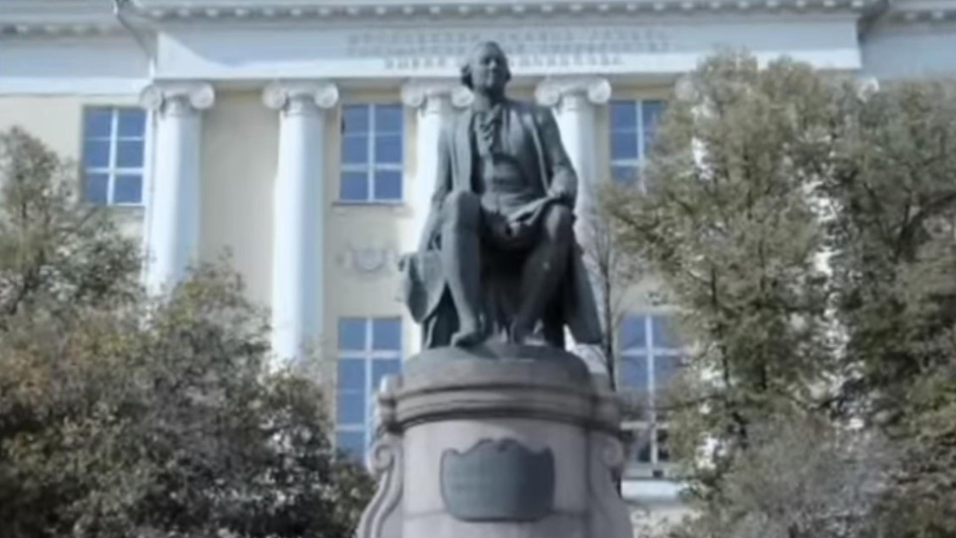 Ломоносовъ. Черты и анекдоты (lomonosov-cherty-i-anekdoty) Документальный фильм