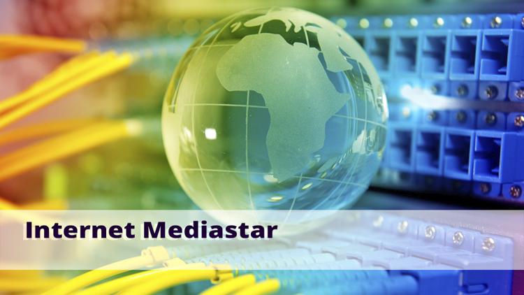 Постер Internet Mediastar