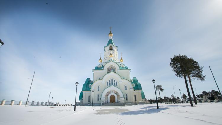 Постер Праздничное Патриаршее богослужение. Великое освящение храма святой мученицы Татианы, г. Когалым