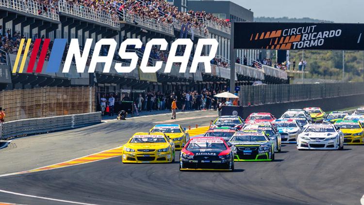 Постер Автоспорт. NASCAR. Лас-Вегас. Трансляция из США