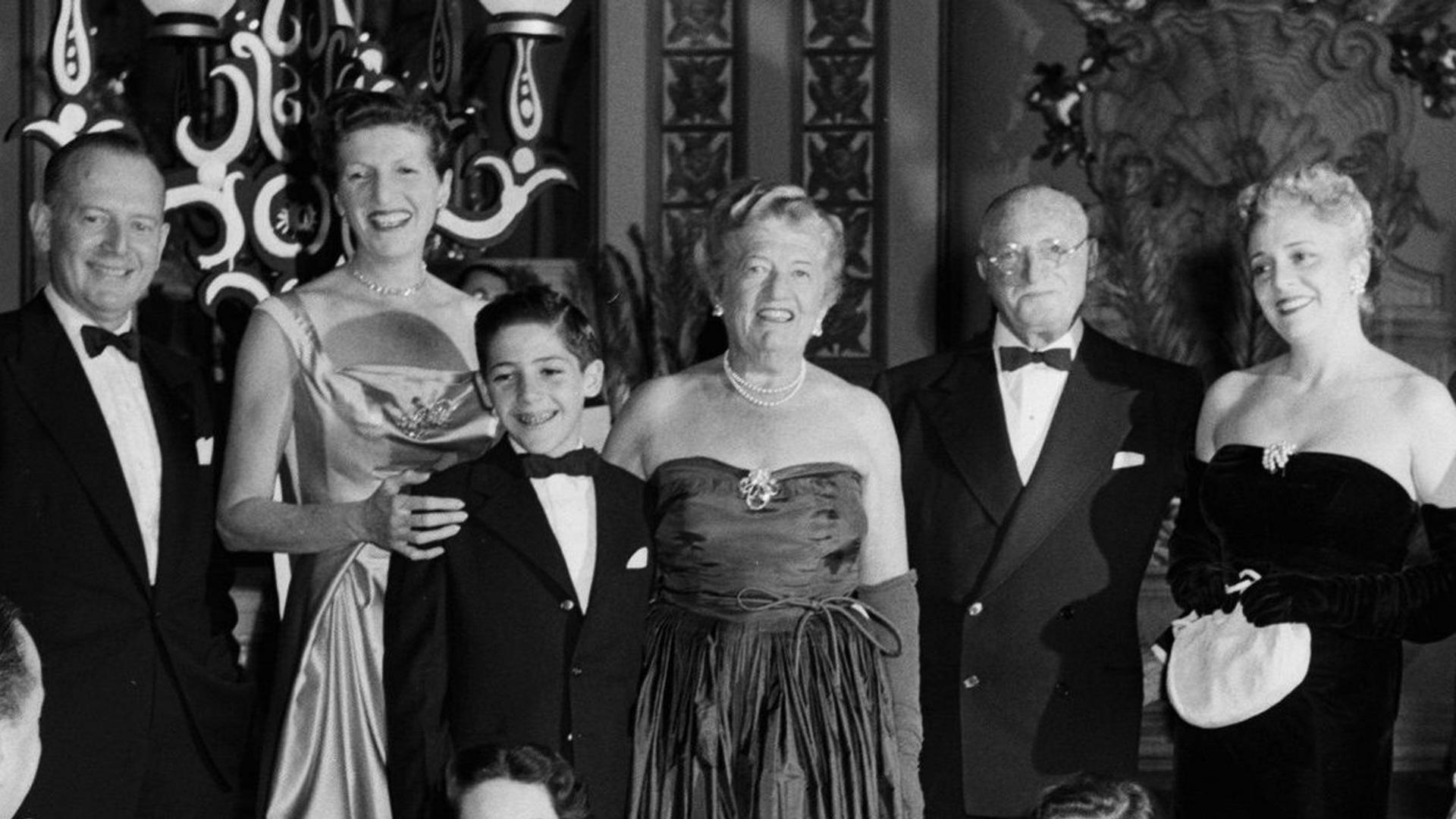 Бергдорф Гудман. Больше века на вершине модного Олимпа (bergdorf-gudman-bolshe-veka-na-vershine-modnogo-olimpa) Документальный фильм