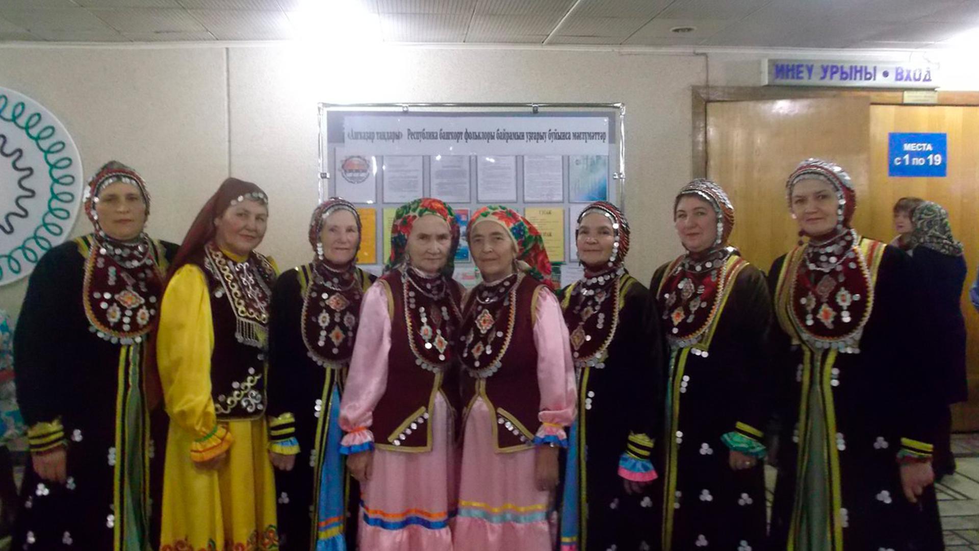 Фольклорный ансамбль «Хазина». Весёлая пора сенокоса (folklornyj-ansambl-hazina-veselaja-pora-senokosa) Музыка