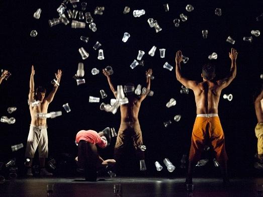 Agwa (Хореография: Мурад Мерзуки). Биеннале балета в Лионе (agwa-horeografija-murad-merzuki-biennale-baleta-v-lione) Балет