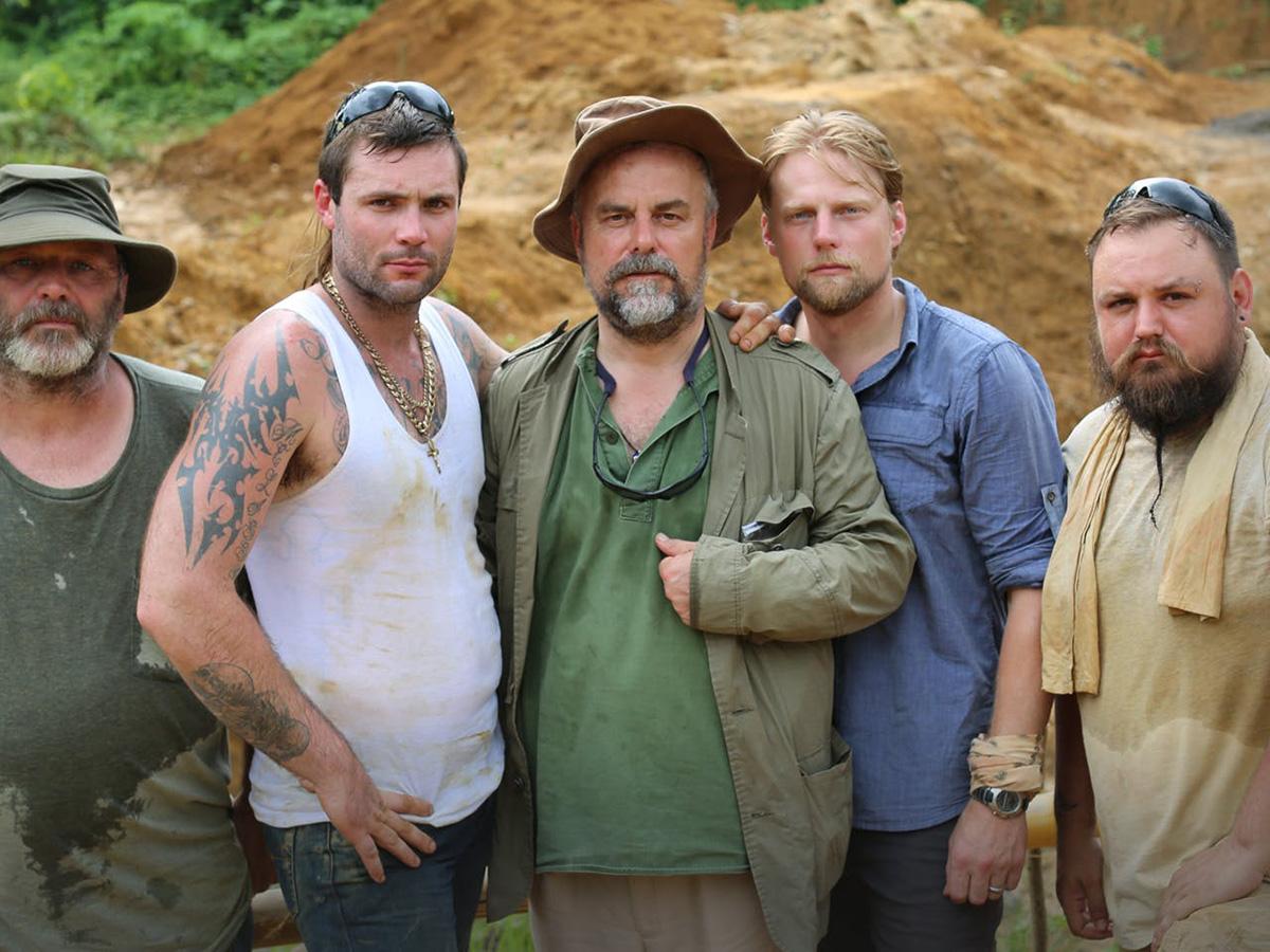 Mine Hunters (mine-hunters) Документальный сериал