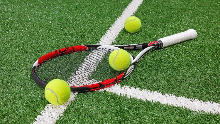 Постер Tennis. Los-Kabos. Yarımfinal