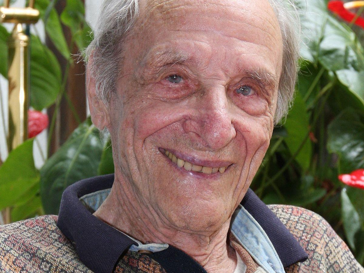 Уолтер рассказывает о Мафли (uolter-rasskazyvaet-o-mafli) Документальный фильм