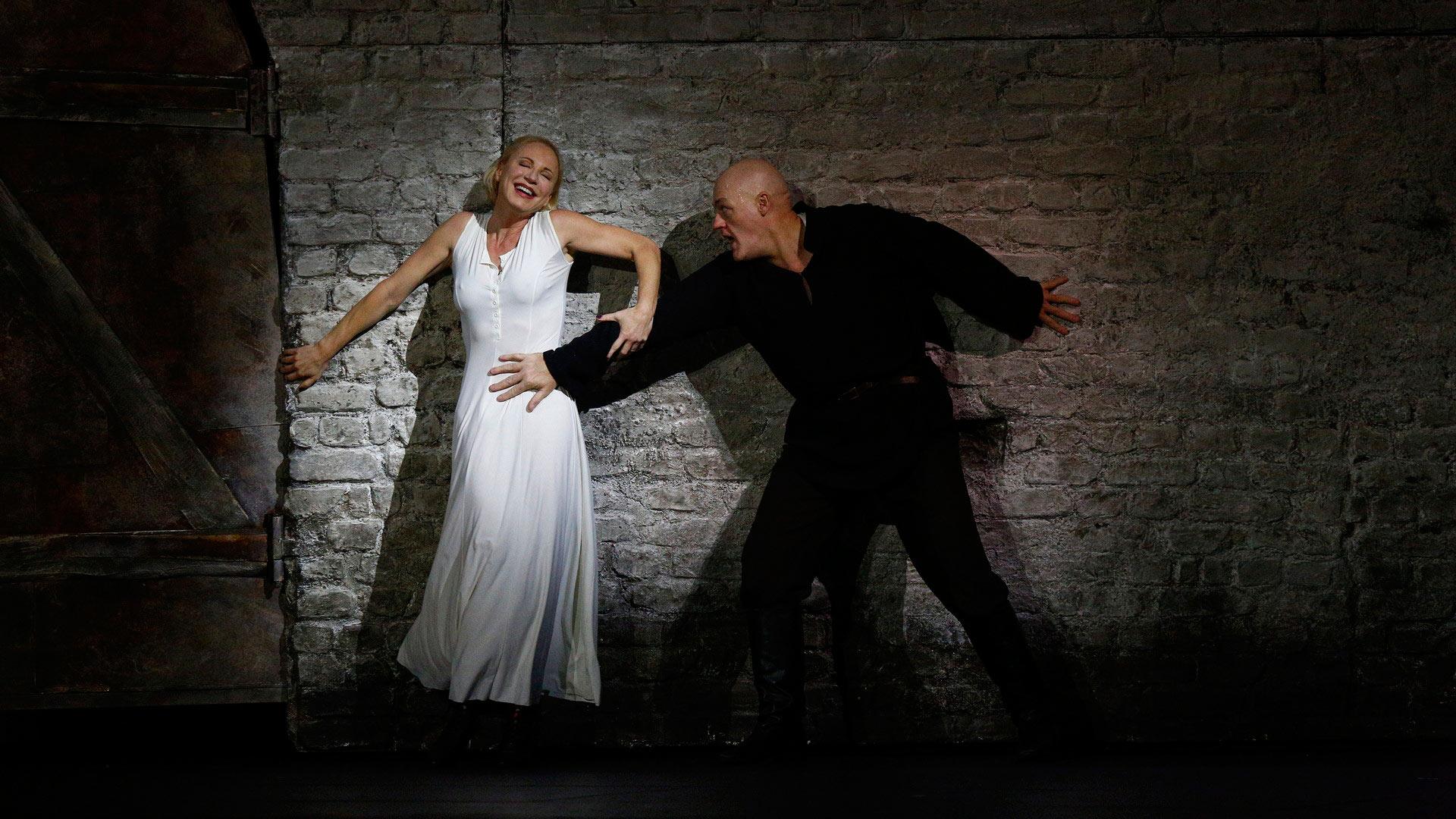 Надя Михаэль в опере Дмитрия Шостаковича «Катерина Измайлова» (nadja-mihael-v-opere-dmitrija-shostakovicha-katerina-izmajlova) Спектакль