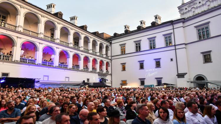 Постер Festivalis «Midsummer Vilnius 2016»