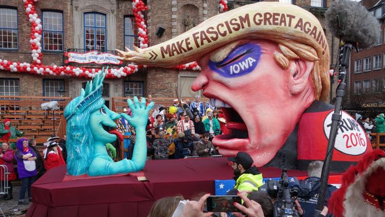 Постер Rosenmontagszug Düsseldorf 2019