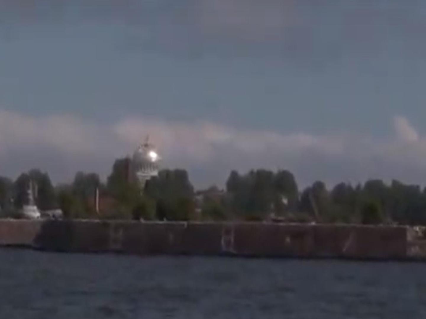 Башня над Маркизовой лужей (bashnja-nad-markizovoj-luzhej) Документальный фильм