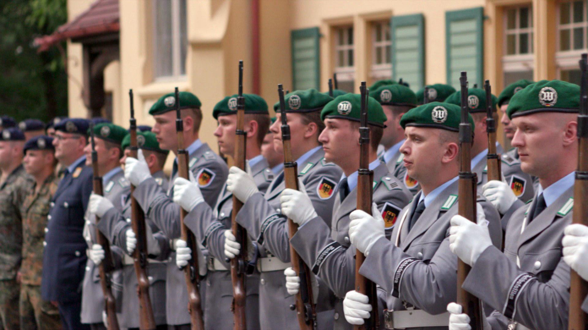Armee am Limit – Was wird aus der Bundeswehr? (armee-am-limit-was-wird-aus-der-bundeswehr) Документальный фильм