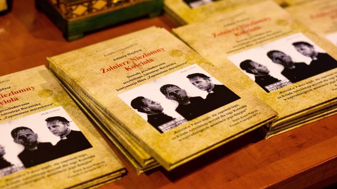 Żołnierz Niezłomny Kościoła (onierz-niezomny-kocioa) Документальный фильм