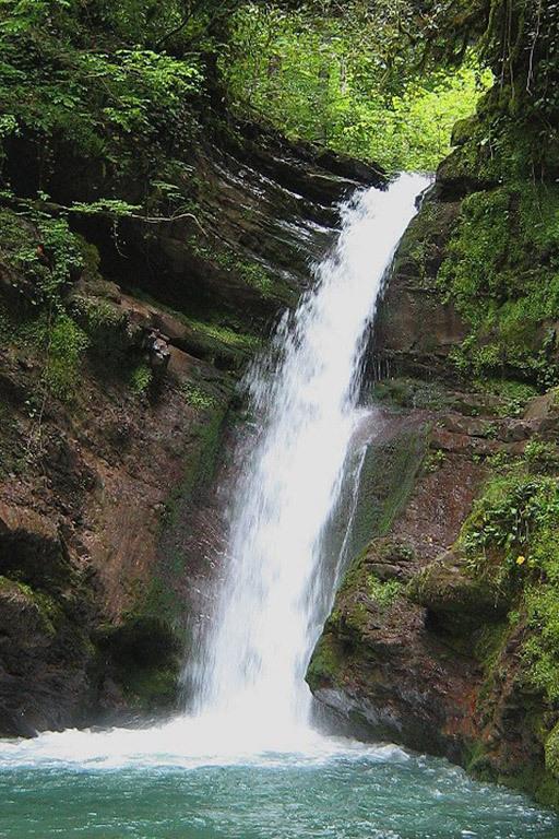 Водопад Ивановский. Краснодарский край, Россия (vodopad-ivanovskij-krasnodarskij-kraj-rossija) Досуг, хобби