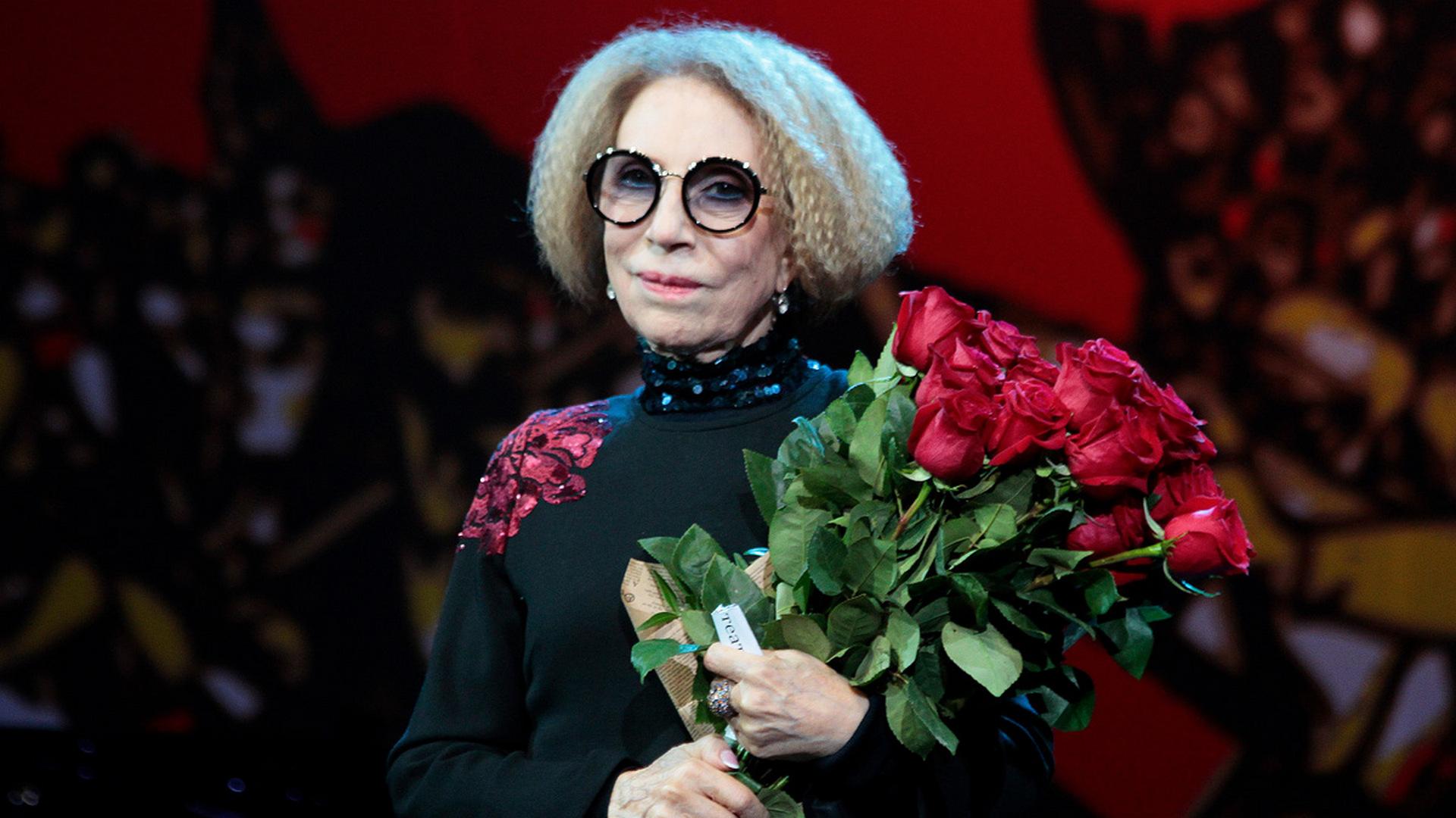 Хрустальный бал «Хрустальной Турандот» в честь Инны Чуриковой (hrustalnyj-bal-hrustalnoj-turandot-v-chest-inny-churikovoj) Досуг, хобби