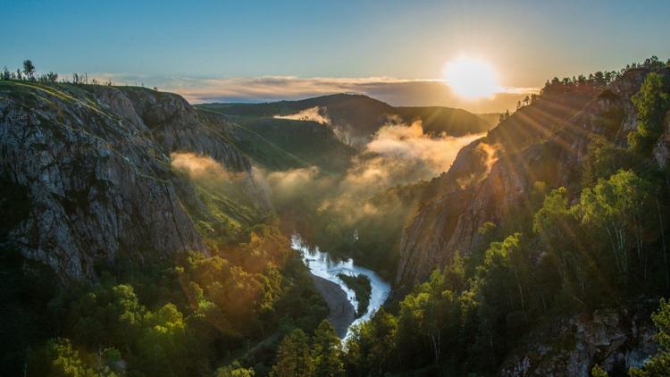 Постер Башкирия встречает друзей