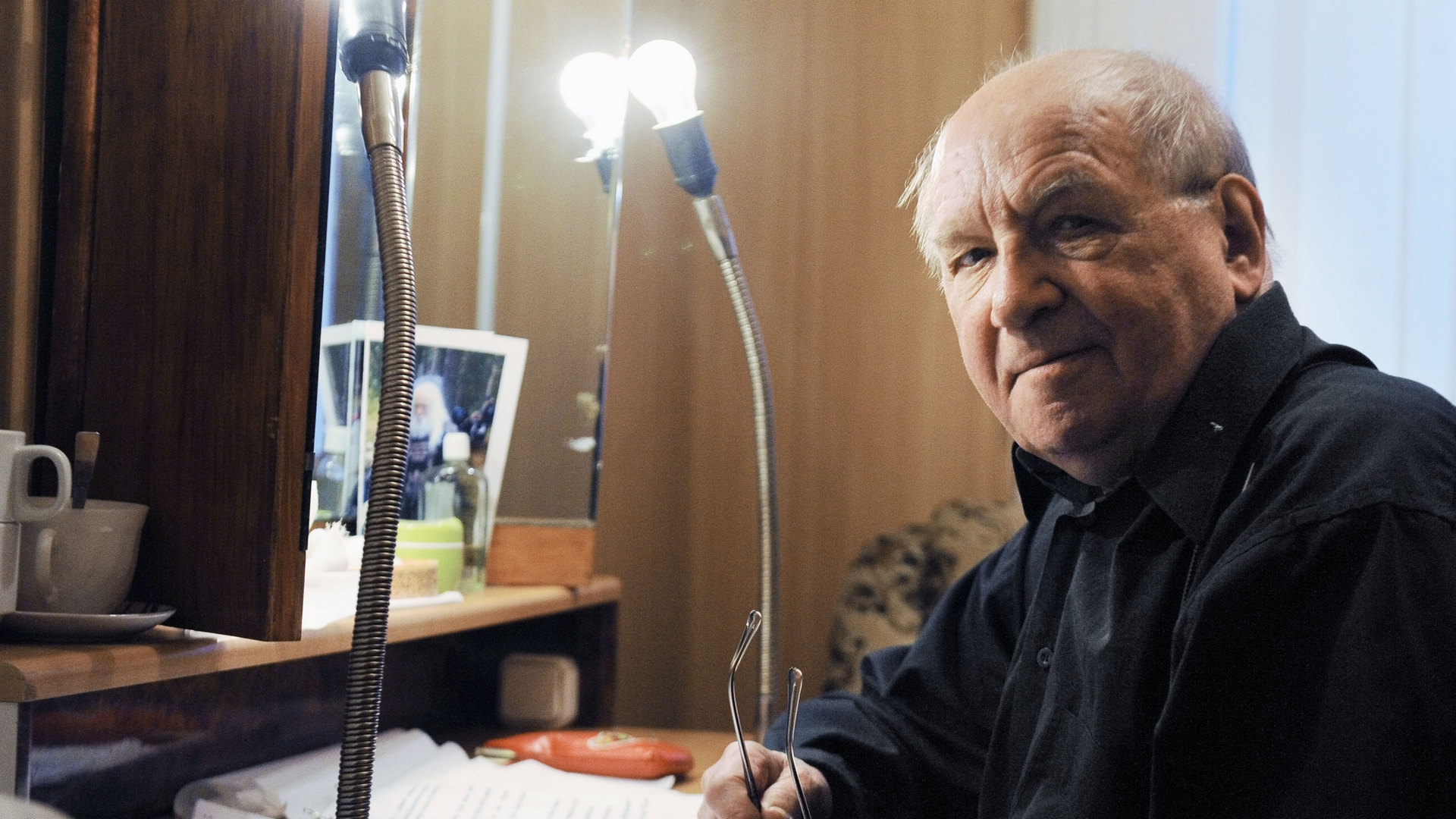 Он ещё не наигрался. Лев Дуров (on-esche-ne-naigralsja-lev-durov) Документальный фильм