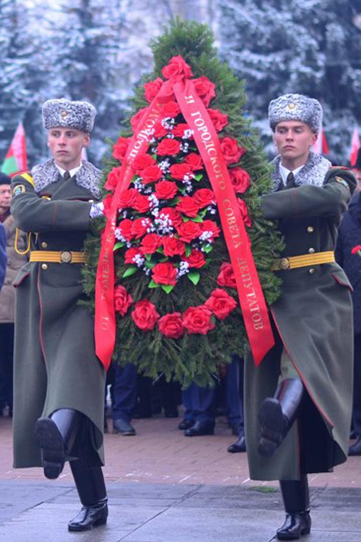 Военный парад, посвященный 75-летию освобождения Республики Беларусь от немецко-фашистских захватчиков (voennyj-parad-posvjaschennyj-75-letiju-osvobozhdenija-respubliki-belarus-ot-nemetsko-fashistskih-zahvatchikov) Досуг, хобби
