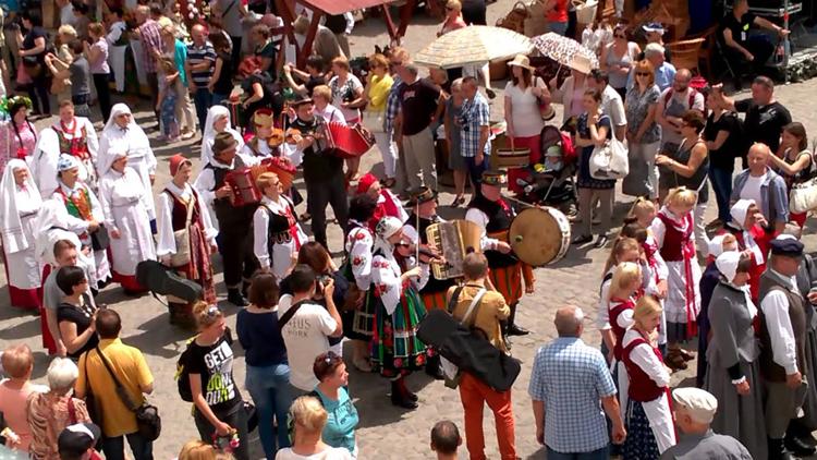 Постер Kazimierskie granie - relacja z Festiwalu Kapel i Śpiewaków Ludowych