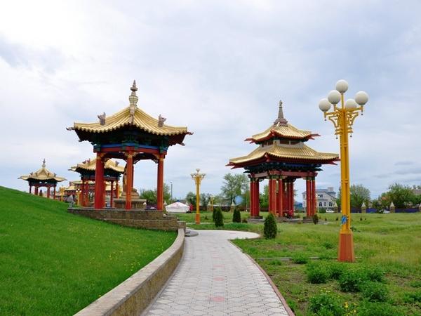 Прогулка по Элисте (progulka-po-eliste) Документальный фильм