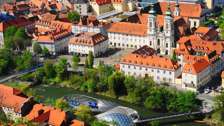 Постер Австрия: Graz – Summer Holidays in Austria’s Cities