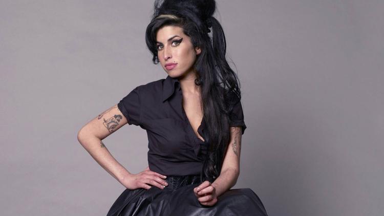 Постер Amy Winehouse «I Told You I Was Trouble» Live from London