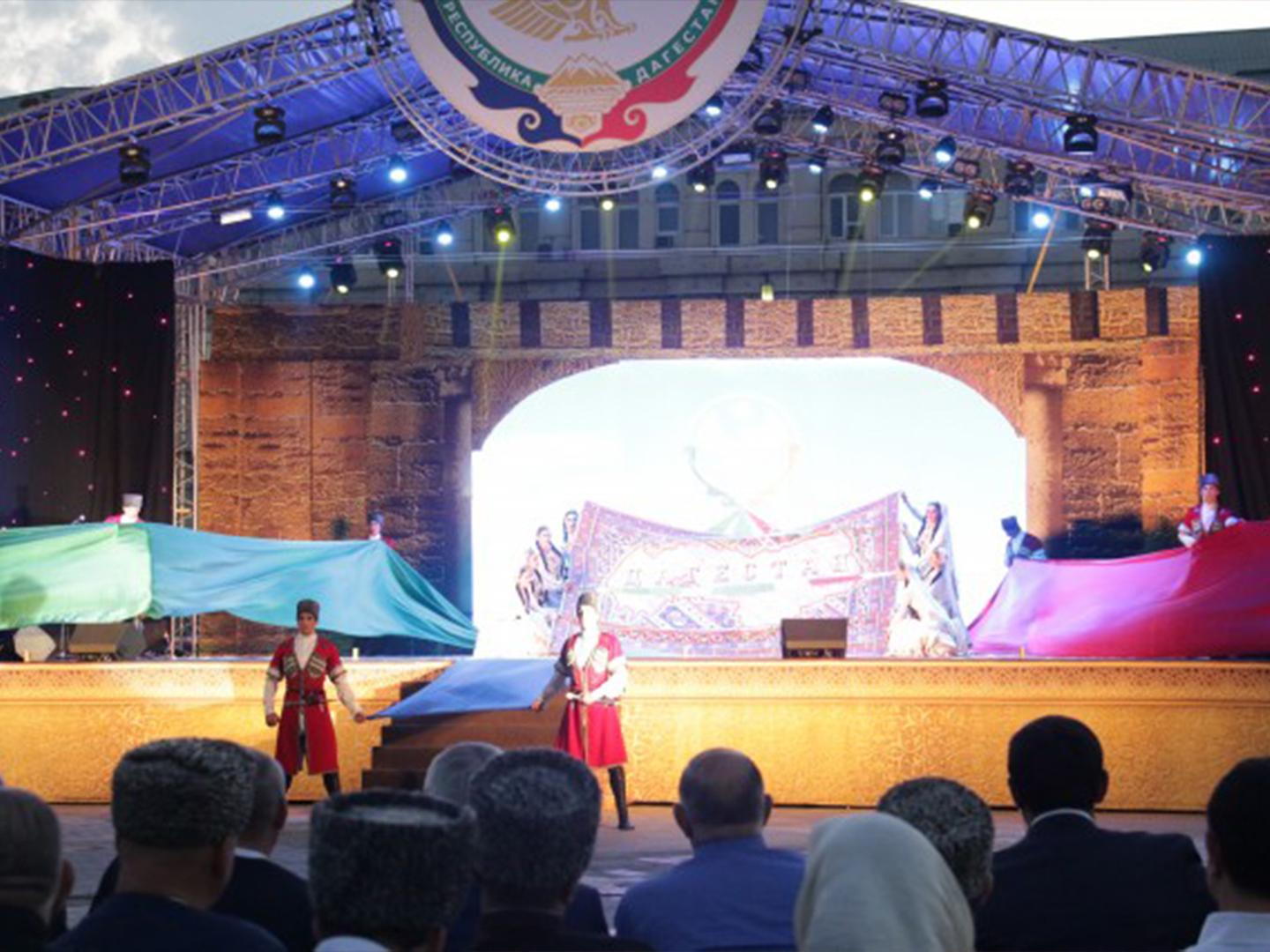 Праздничный концерт ко Дню Конституции Республики Дагестан (prazdnichnyj-kontsert-ko-dnju-konstitutsii-respubliki-dagestan) Досуг, хобби