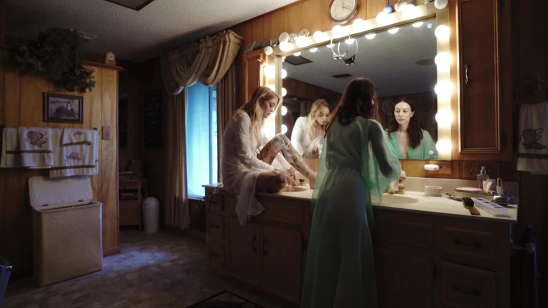 Youthful Nostalgia (youthful-nostalgia) Досуг, хобби