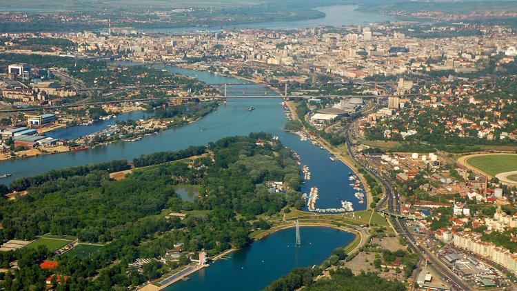 Постер Поздравление жителей Белгорода с Днём города