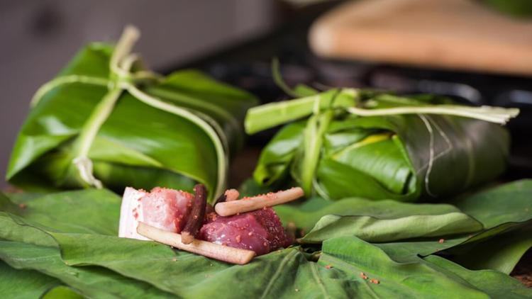 Постер How To Make Authentic Pork Lau Lau