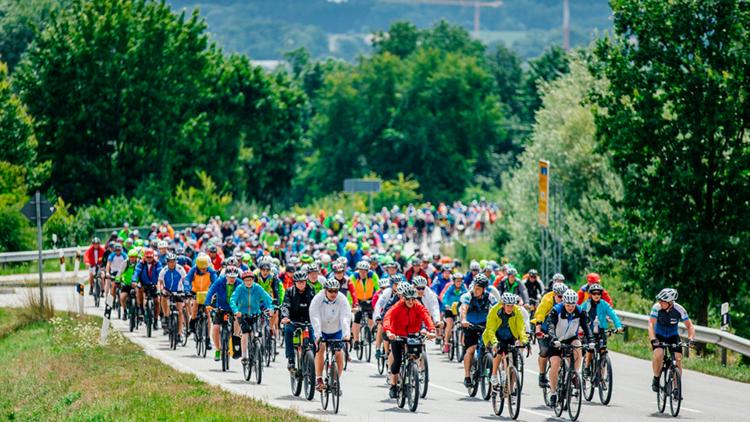 Постер Radeln — Feiern — Bayern: 30 Jahre BR-Radltour