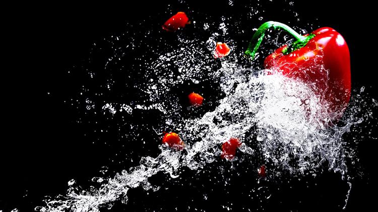 Постер Water Splash Vegetables Slow Motion