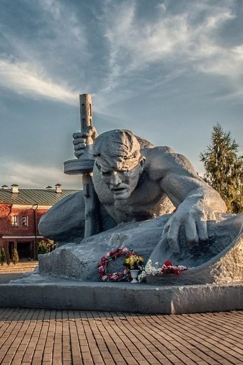 Брест. Тысячелетний рубеж (brest-tysjacheletnij-rubezh) Документальный фильм