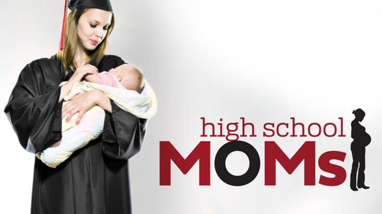 Постер High School Moms