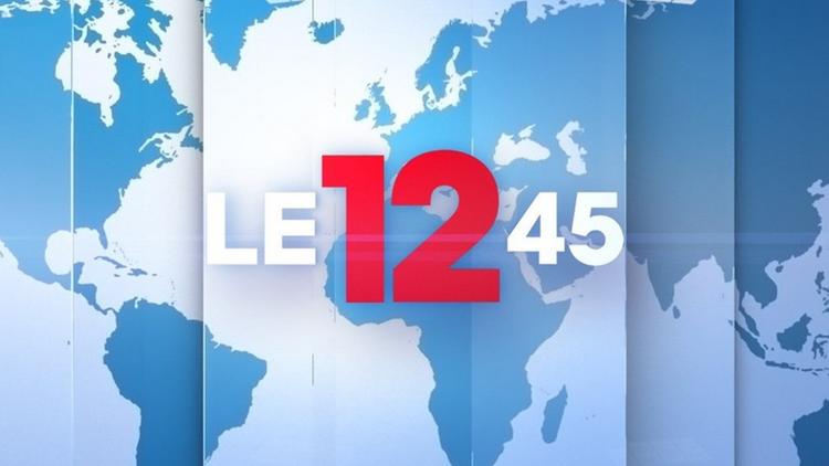 Постер Le 12.45