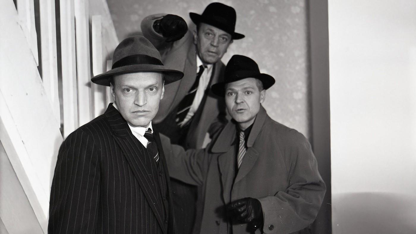 Десять негритят. 5 эпох советского детектива (desjat-negritjat-5-epoh-sovetskogo-detektiva) Документальный фильм