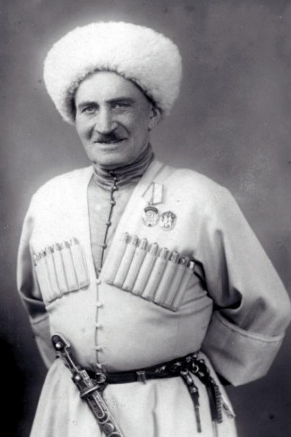 Алибек. Династия Кантемировых (alibek-dinastija-kantemirovyh) Документальный фильм