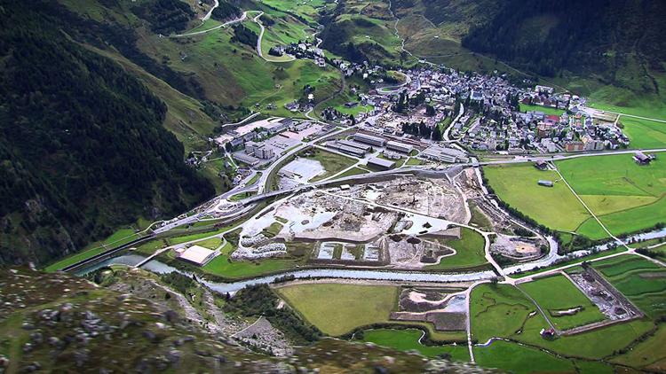 Постер Andermatt – Global Village