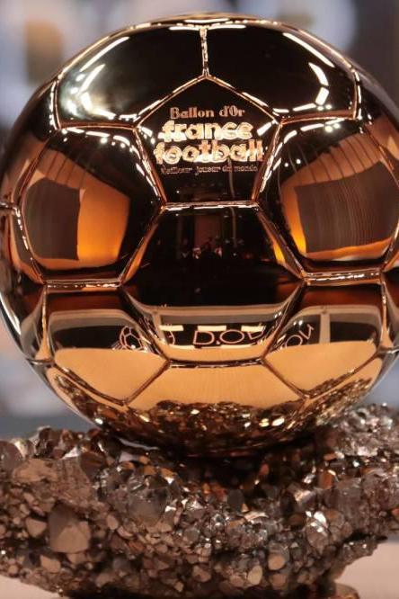Церемония вручения наград Globe Soccer 2019. Трансляция из ОАЭ (tseremonija-vruchenija-nagrad-globe-soccer-2019-transljatsija-iz-oae) ТВ-шоу