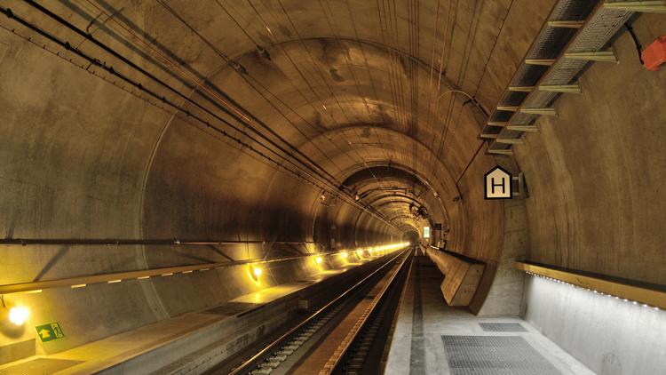 Постер Gotthard Tunnel