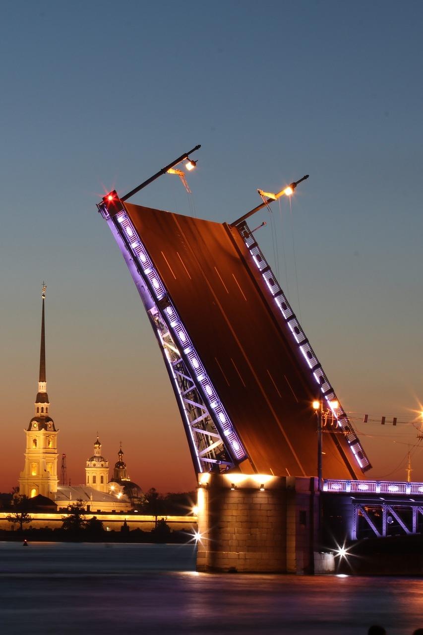 Свой Петербург (svoj-peterburg) Документальный сериал