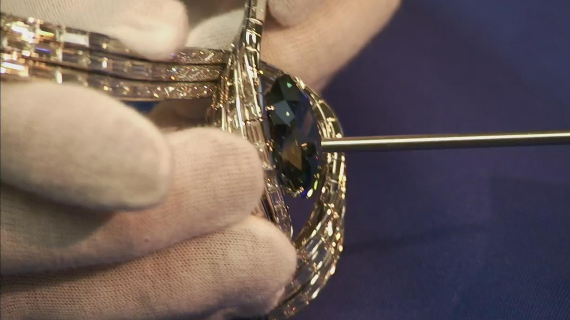 101 предмет, который изменил мир (101-predmet-kotoryj-izmenil-mir) Документальный фильм