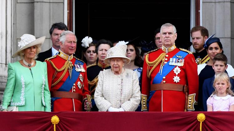 Постер Ärger im Buckingham Palace