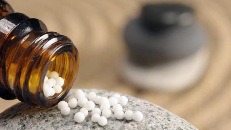 Постер Homöopathie - Sanfte Medizin oder Hokuspokus?