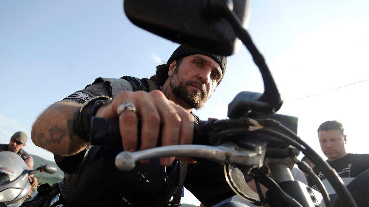 Die Nachtwölfe-Putins Biker (die-nachtwlfe-putins-biker) Документальный фильм