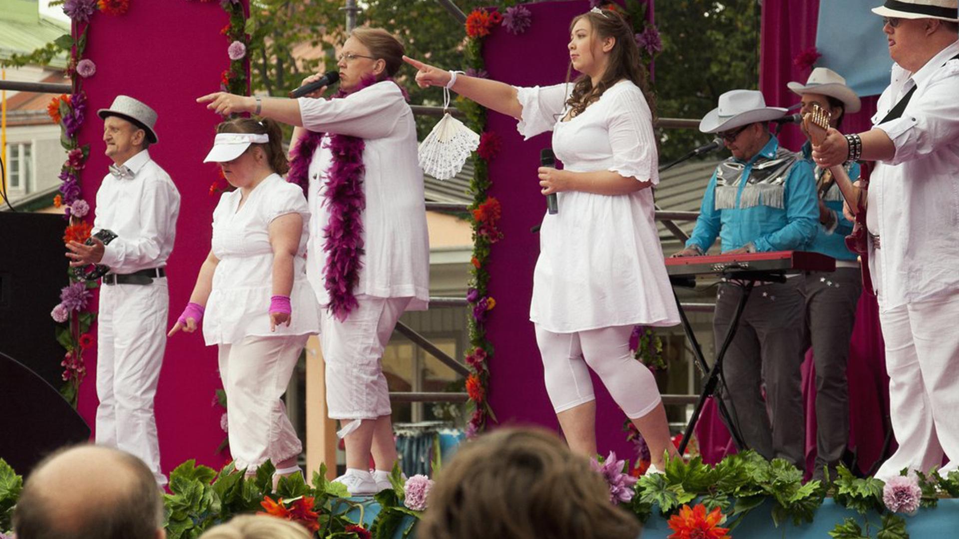 Die Kunst sich die Schuhe zu binden (die-kunst-sich-die-schuhe-zu-binden) ТВ-шоу